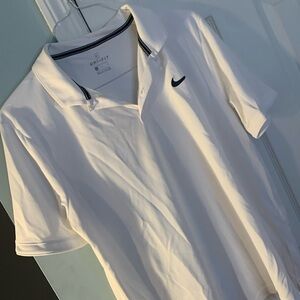 Nike Dri-fit white shirt short sleeve. Size L preowned.
